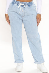 Straight Away Jogger Jeans - Light Blue Wash
